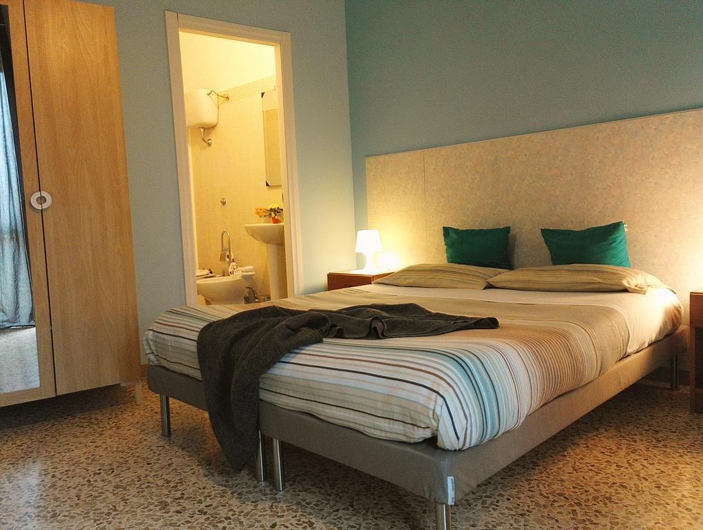 דירות לצ'ה La Casa Di Chicca מראה חיצוני תמונה
