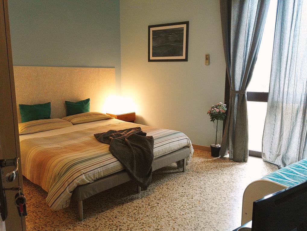 דירות לצ'ה La Casa Di Chicca מראה חיצוני תמונה