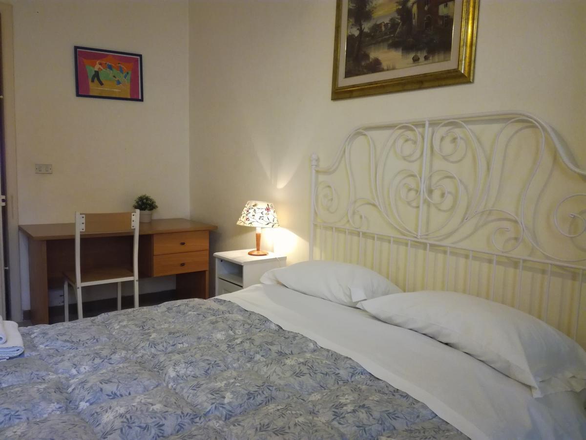 דירות לצ'ה La Casa Di Chicca מראה חיצוני תמונה